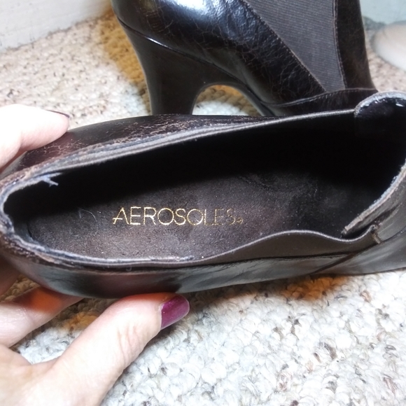Aerosoles Besotted Brown Victorian, Steampunk Style Distressed Leather Shootie - Picture 3 of 9